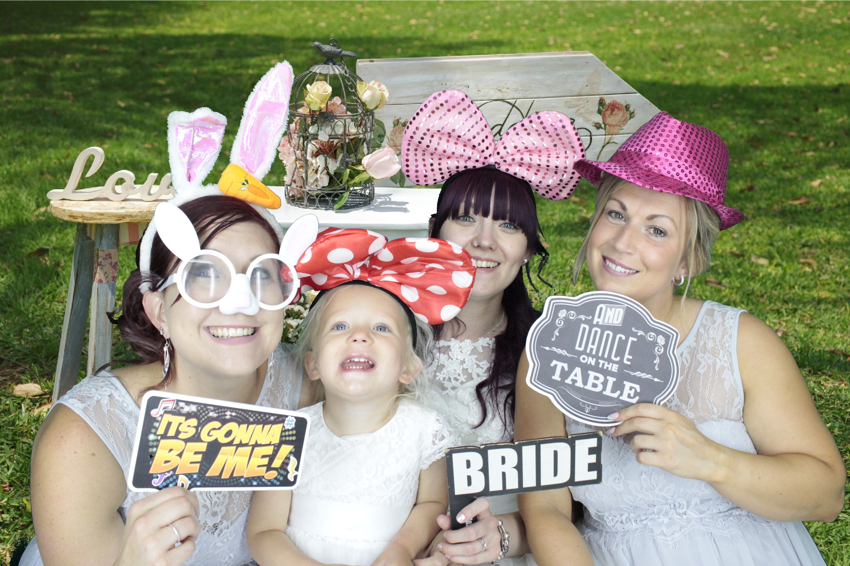 Katie and Jons Wedding | View more photos from the event at gallery.myphotoboothexperience.co.uk/u/MyPhotoBoothExperienceLtd/Katie-and-Jons-Wedding
